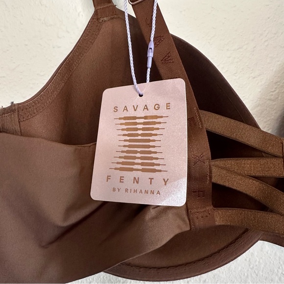 Savage X Fenty Microfiber T-shirt Bra, 40DD, NWT - Picture 6 of 9